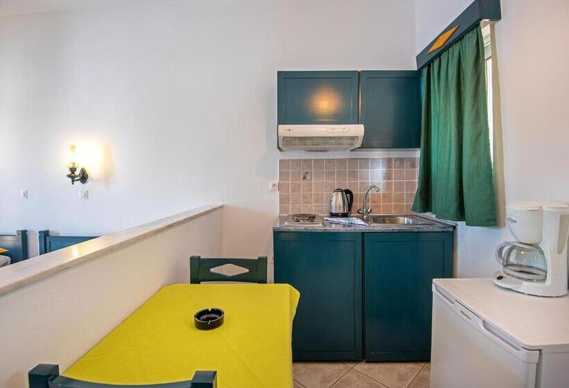 Номер Economy, Cirillo Family Hotel Christinas Studios