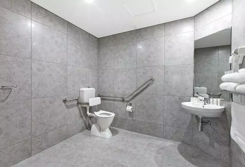 اتاق سوپریور با تخت بزرگ, Argus Hotel Darwin