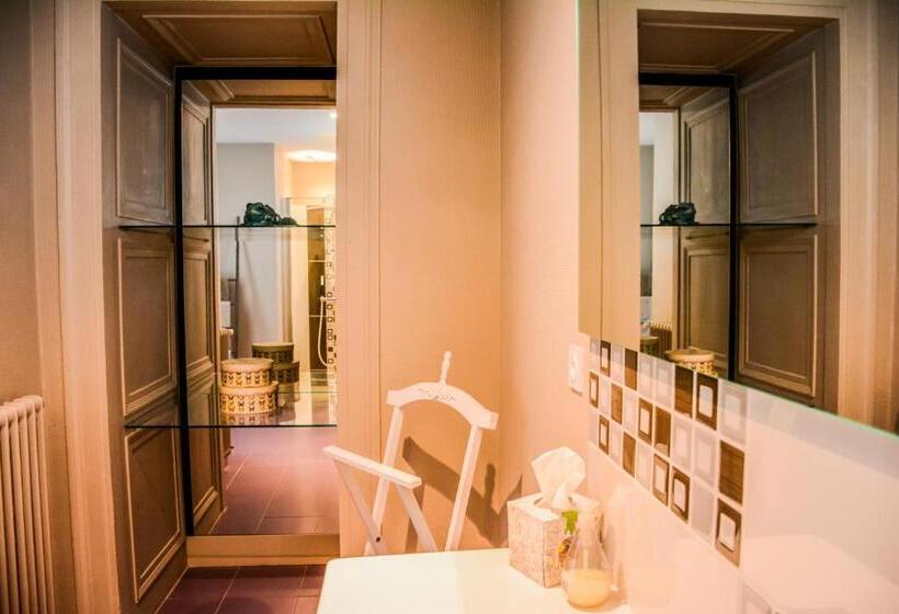 חדר סופריור, Chateau De Briançon