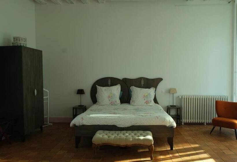 חדר סופריור, Chateau De Briançon