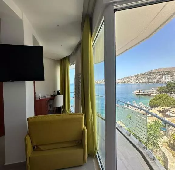 Chambre Deluxe Vue Mer, Delfini