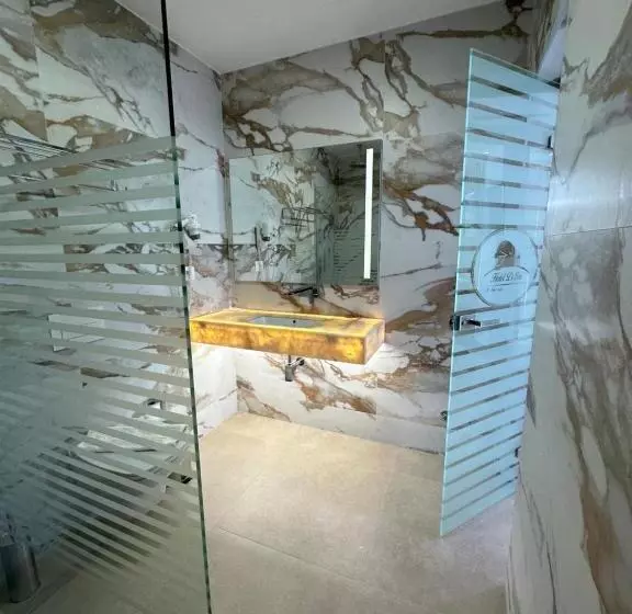 Chambre Deluxe Vue Mer, Delfini