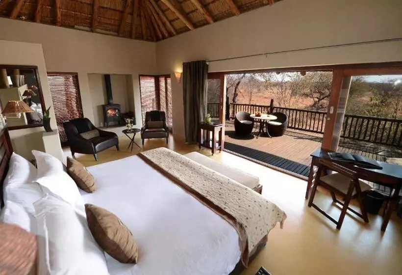 Suite with Pool, Etali Safari Lodge