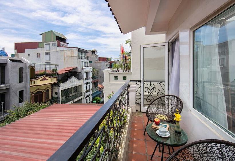 سوئیت با تخت بزرگ, Hanoi Diamond King Hotel & Travel