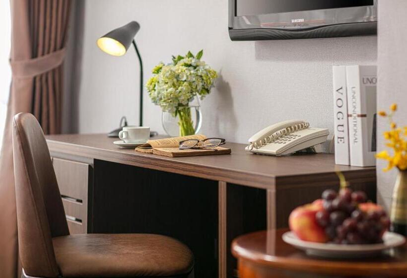 سوییت جونیور, Hanoi Diamond King Hotel & Travel