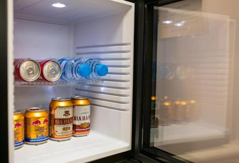 سوییت خانوادگی, Hanoi Diamond King Hotel & Travel