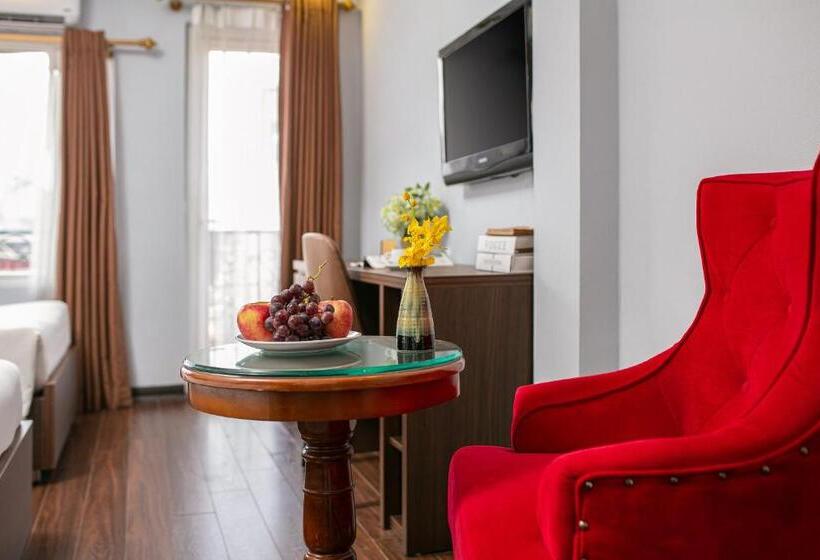 سوییت خانوادگی, Hanoi Diamond King Hotel & Travel