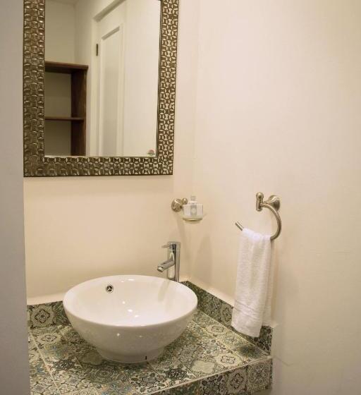 Standard Room 2 Double Beds