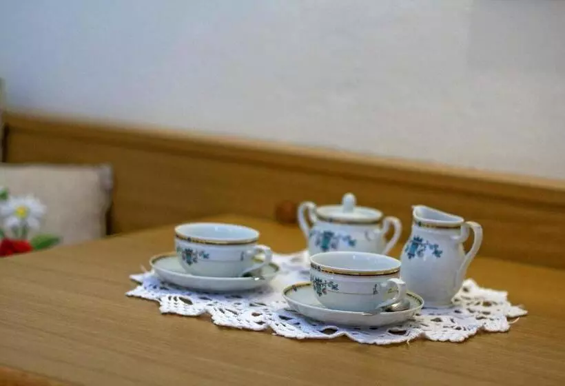 スタンダードトリプルルーム, La Molinella
