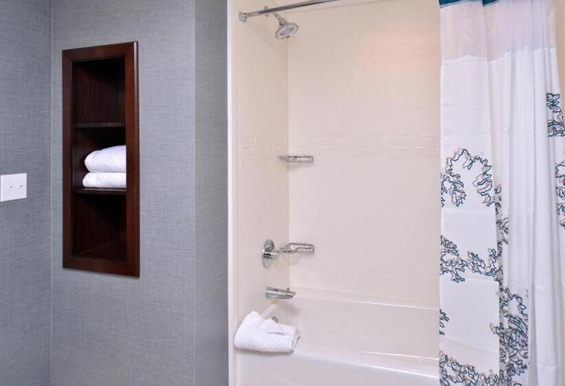 جناح, Residence Inn By Marriott Cedar Rapids South