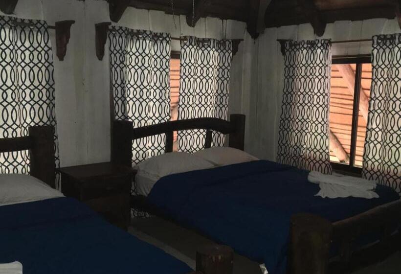 اتاق استاندارد با چشم‌انداز باغ, Samsara