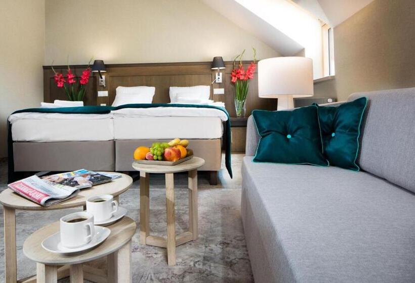 豪华家庭房间, Szary Residence