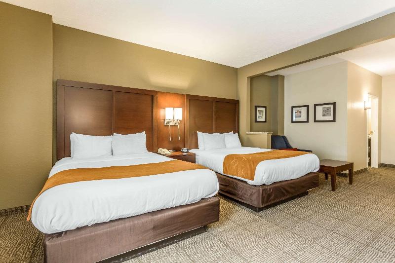 标准间, Szary Residence