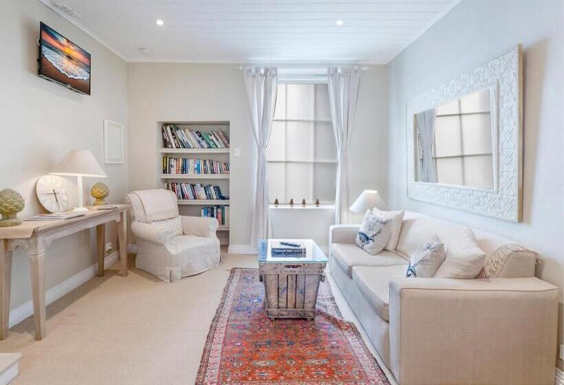 Люкс Кровать Кинг, The Red Feather Inn