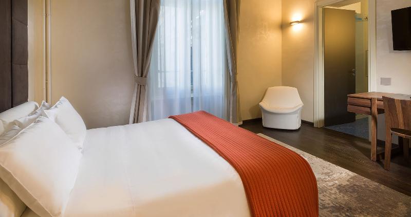 اتاق لوکس, The Glamore Milano Duomo