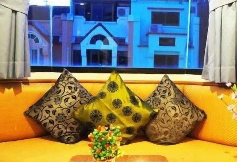 חדר דלוקס, Your Place Inn