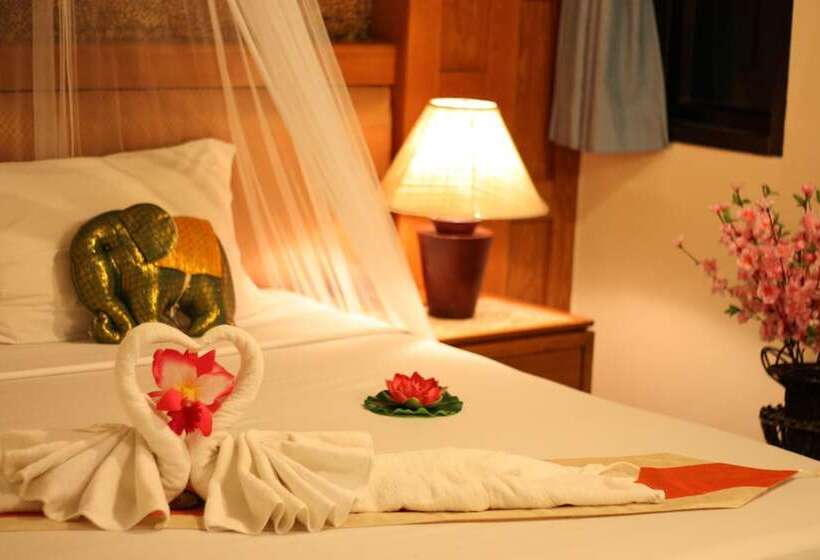 חדר דלוקס, Your Place Inn