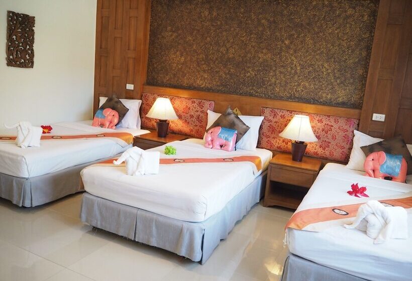 חדר משפחתי, Your Place Inn