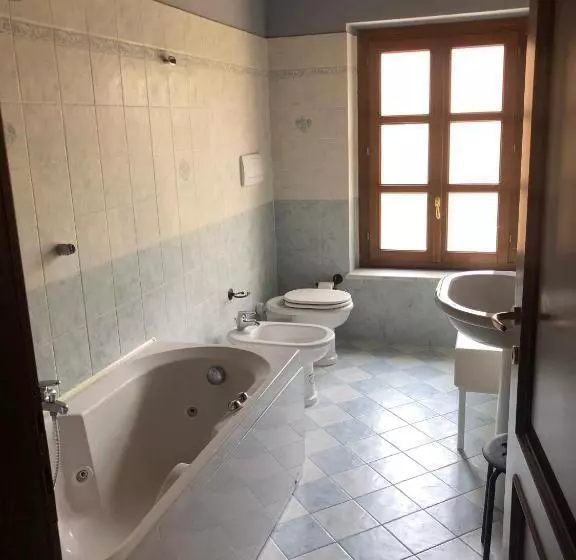 ３ベッドルームアパートメント, Villa Scati Bed And Breakfast