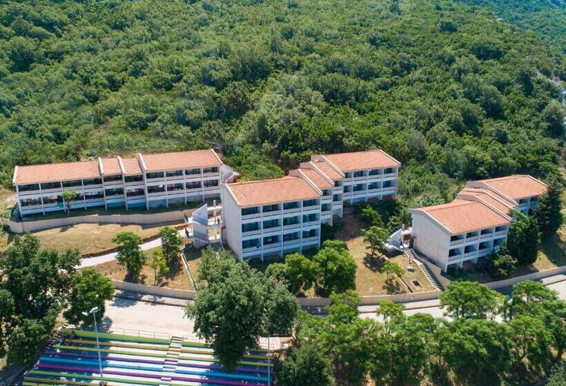 اتاق استاندارد سه تخته با بالکن, Pearl Beach