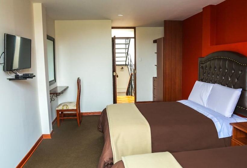 Номер Стандарт, Real Marquez