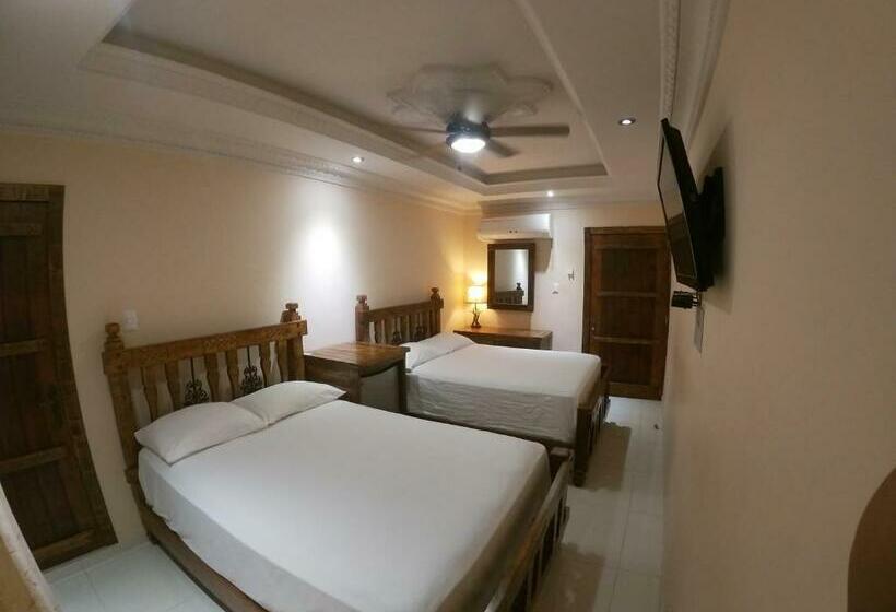 スタンダード４人部屋, Don Perez