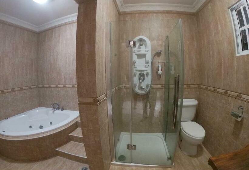 ジュニアスイート, Don Perez