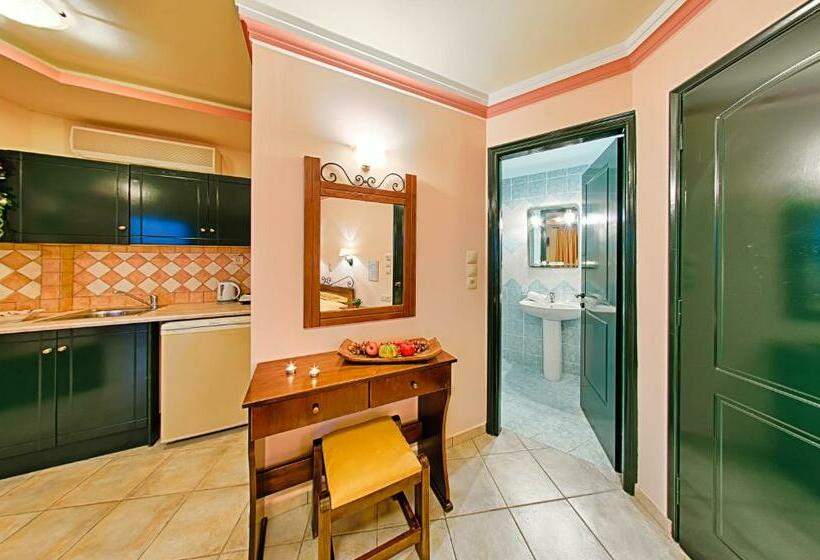 استودیوی استاندارد با چشمانداز دریا, Harmony