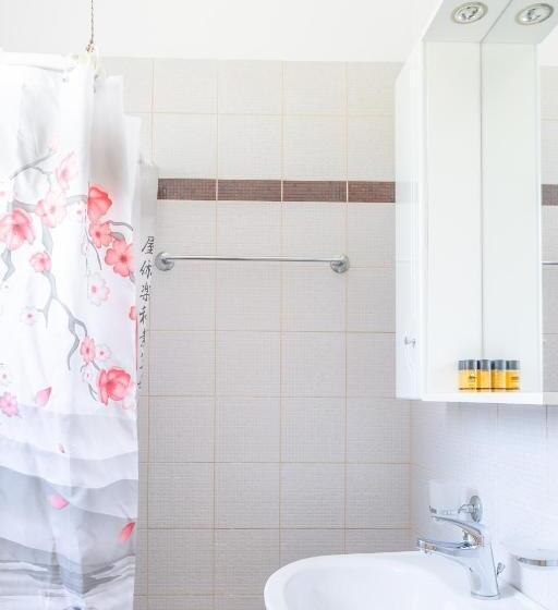 Студия Стандарт, Aphrodite