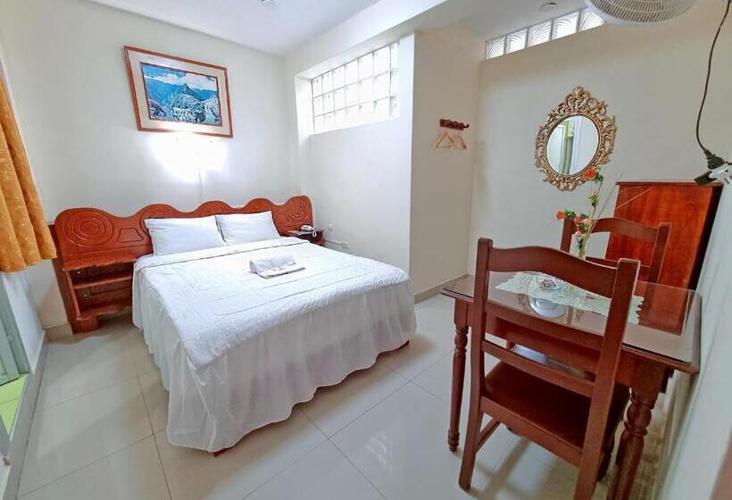 家庭间, Hostal Lukanas