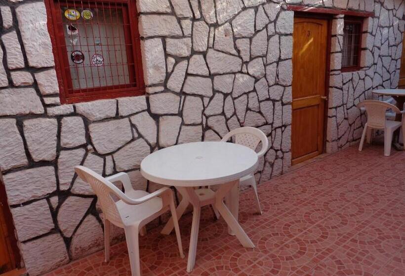 标准四人间共用浴室, Hostal Restaurant Chiloe