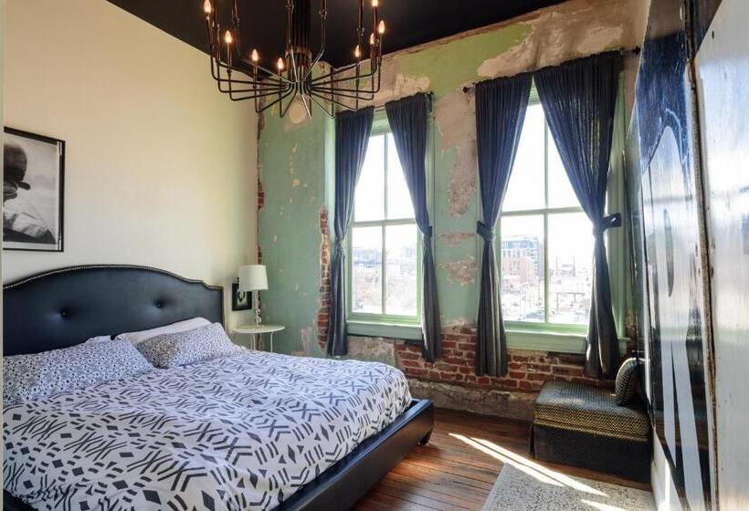 스탠다드 룸 킹사이즈 침대, Hostel Fish