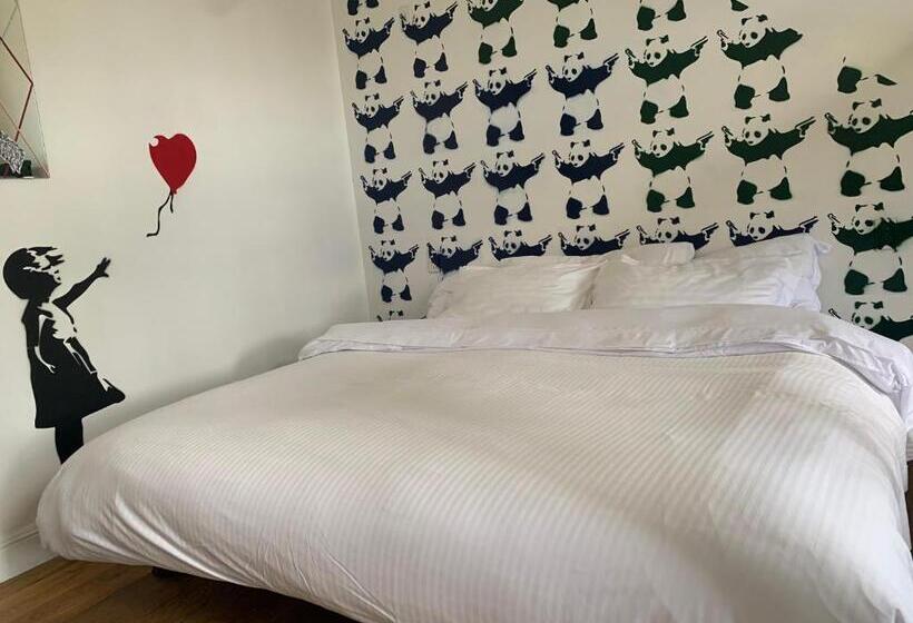 스탠다드 4인용 룸 공용 욕실, Hostel Fish