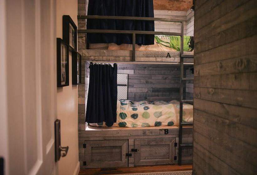 공동 객실, Hostel Fish