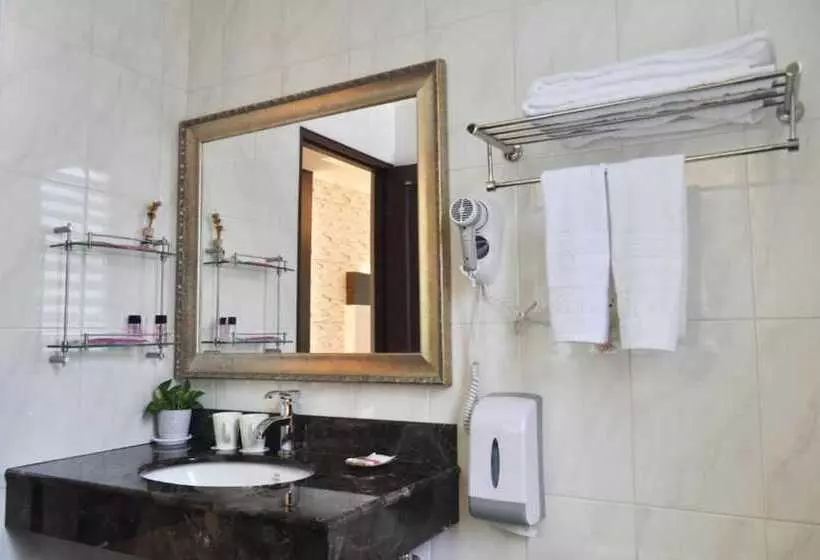اتاق استاندارد با چشم‌انداز کوهستان, Cherry Feast Resort