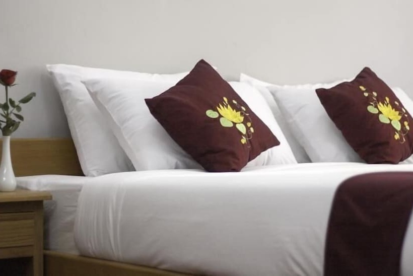 اتاق لوکس, Golden Lotus Inle