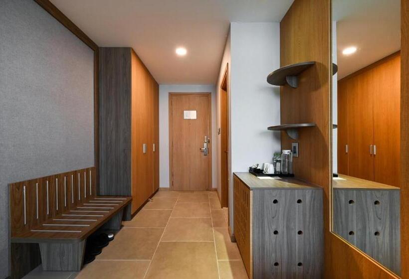 Deluxe Room City View, Muong Thanh Grand Saigon Centre