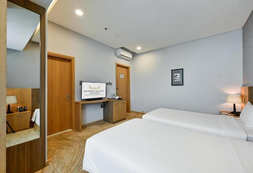 Superior Room City View, Muong Thanh Grand Saigon Centre