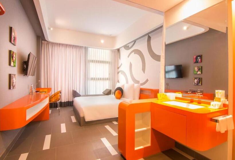 キングサイズベッドのデラックスルーム, Sun & Moon Urban