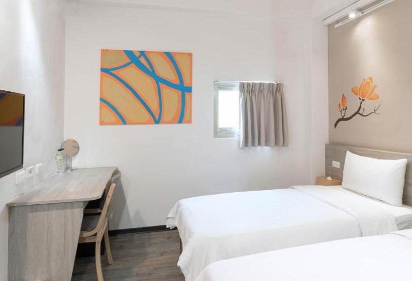 اتاق استاندارد, Uno Backpackers Inn