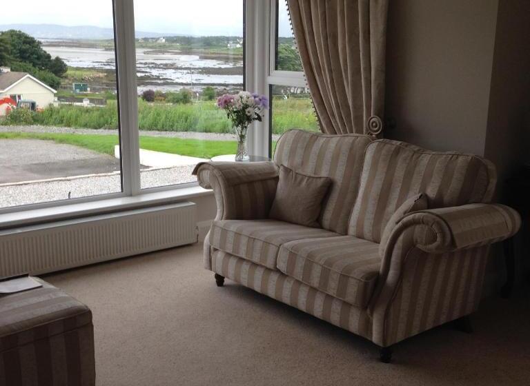 디럭스 룸 바다 전망, Radharc An Oileain