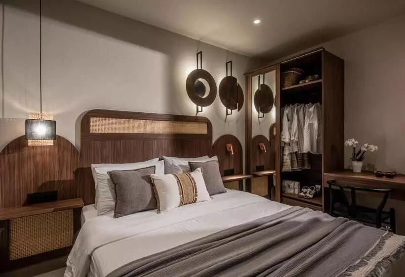 ジェットバス付きオーシャンビュースイート, Everest Apartments And Suites