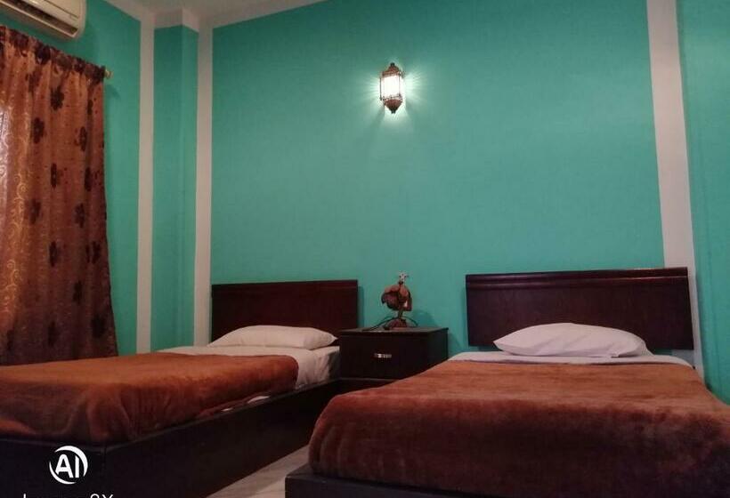 اتاق استاندارد, Al Hambra