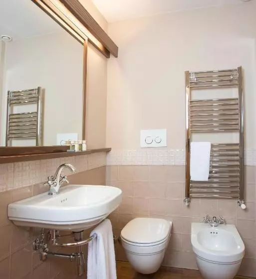 Standard Yhden Hengen Huone, Albergo Ristorante Bucaneve