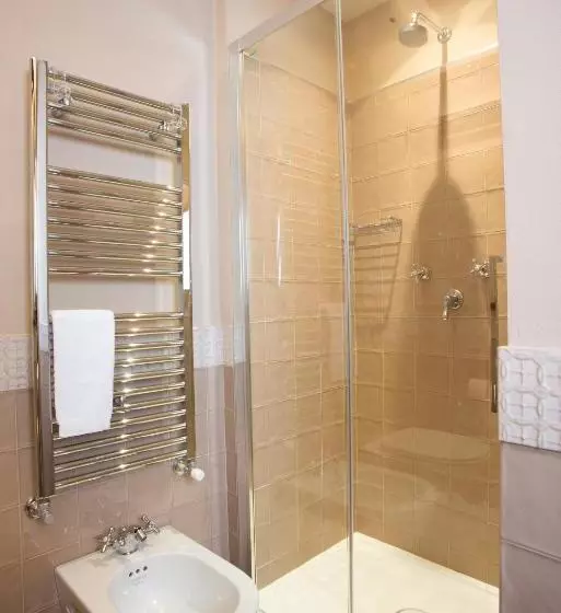 Standard Yhden Hengen Huone, Albergo Ristorante Bucaneve