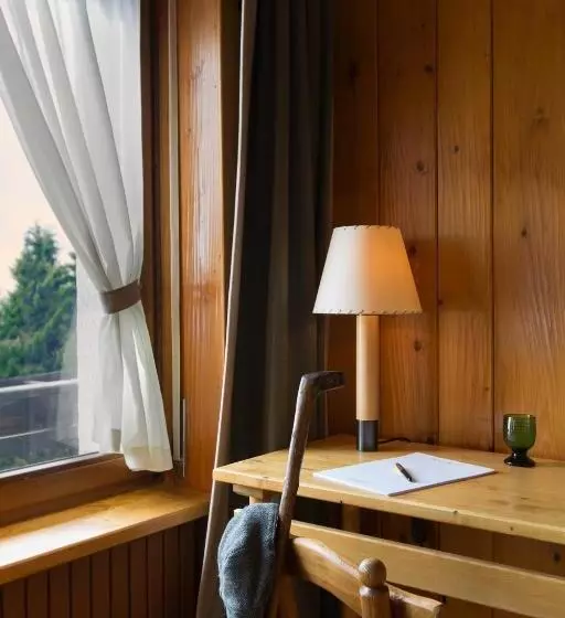 Juniorsviitti, Albergo Ristorante Bucaneve