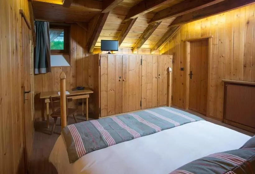 Perhehuone, Albergo Ristorante Bucaneve
