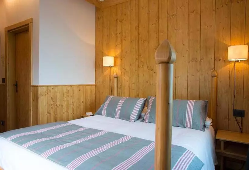 Standard-invahuone, Albergo Ristorante Bucaneve