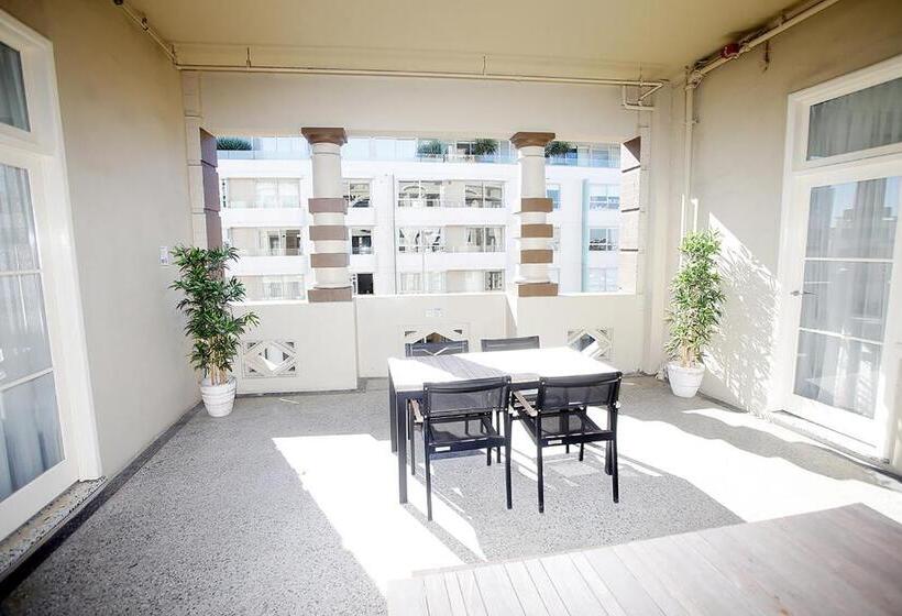 اتاق استاندارد, Bondi