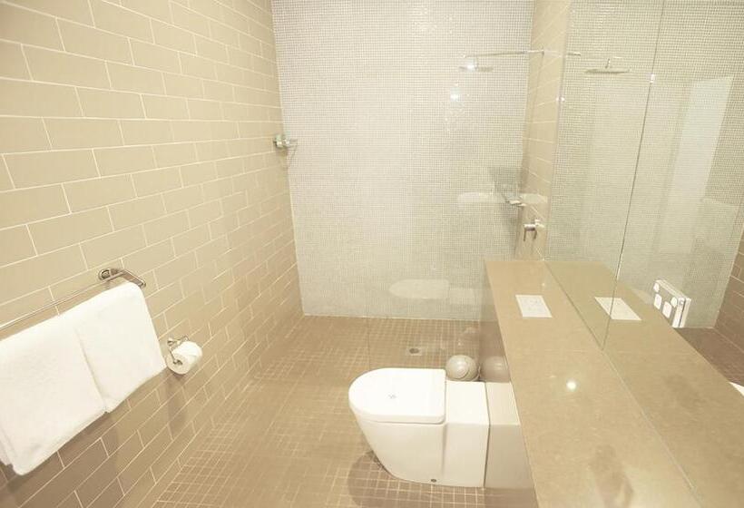 اتاق استاندارد, Bondi